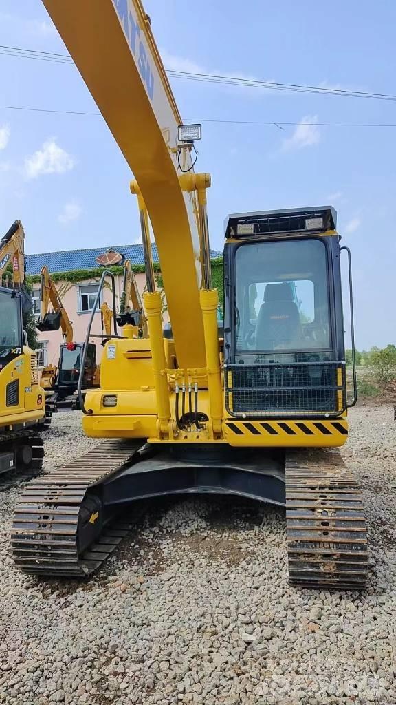Komatsu PC 130 Kāpurķēžu ekskavatori