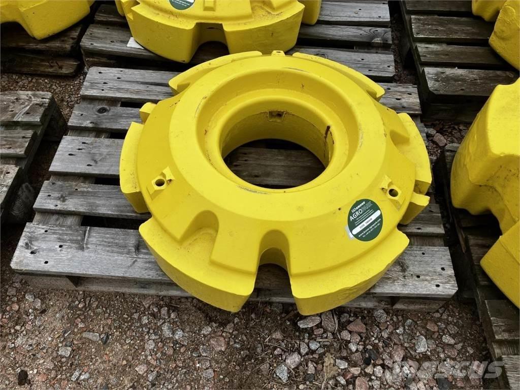 John Deere 620 kg Cits traktoru papildaprīkojums