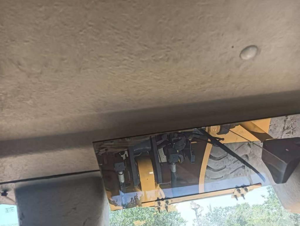 Komatsu WA 470 Iekrāvēji uz riteņiem