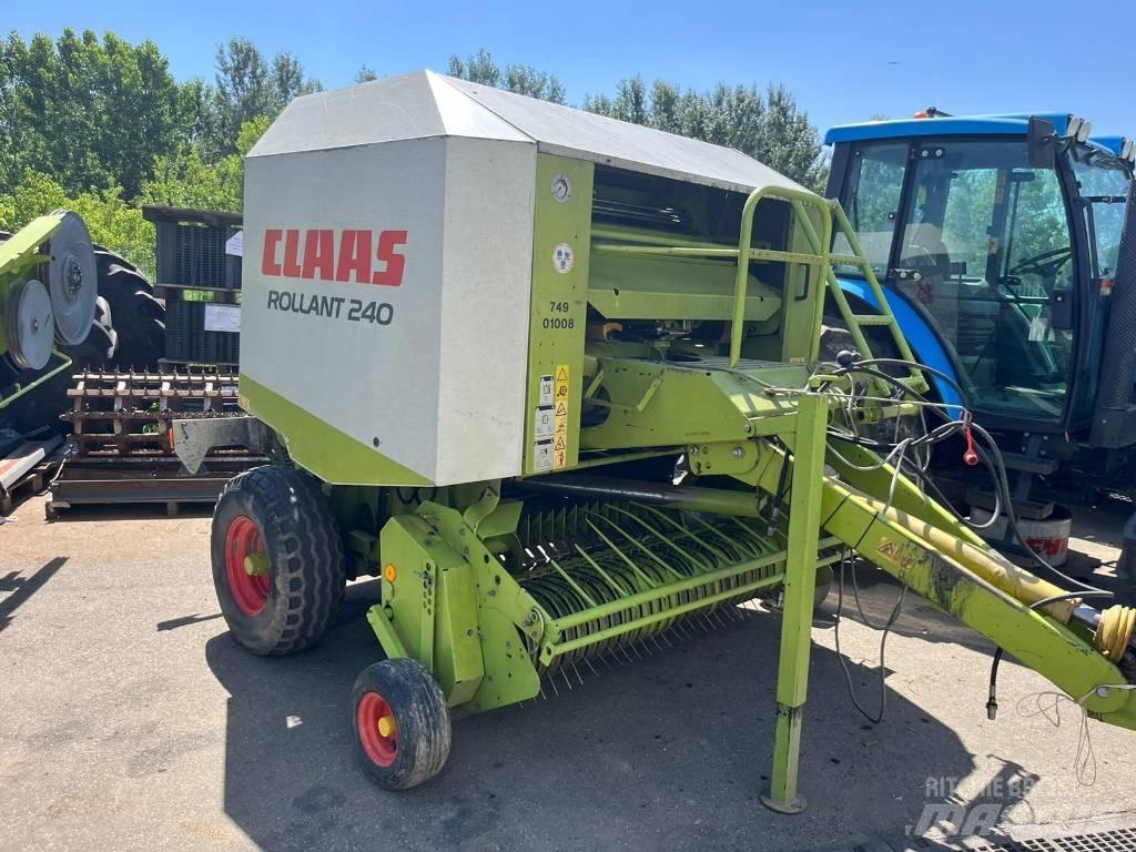 CLAAS Rollant 240 Rituļu preses