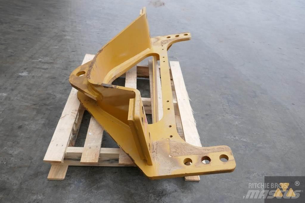 CAT 140M3 Drawbar Transports- Citi
