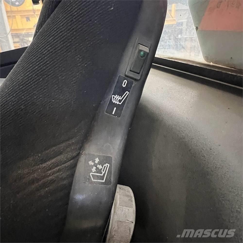 Linde H 40 D Tehnika ar dīzeļa dzinēju