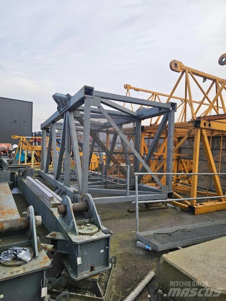 Liebherr 420 EC-H16 Torņa krāni