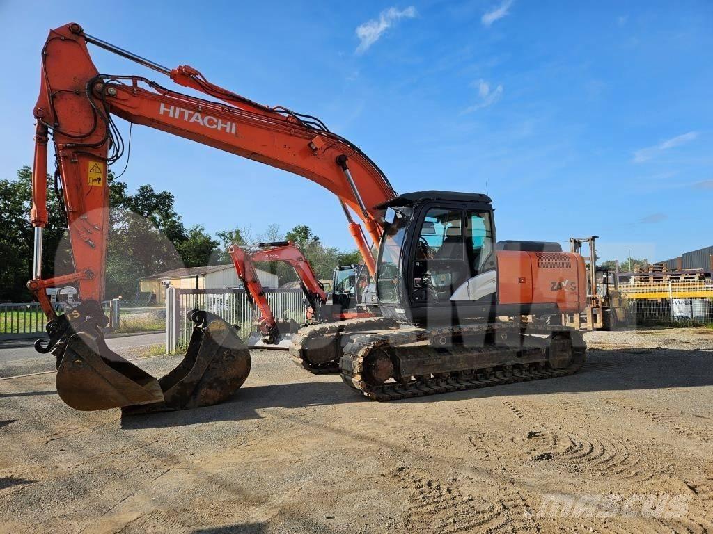 Hitachi ZX 210 LC Kāpurķēžu ekskavatori