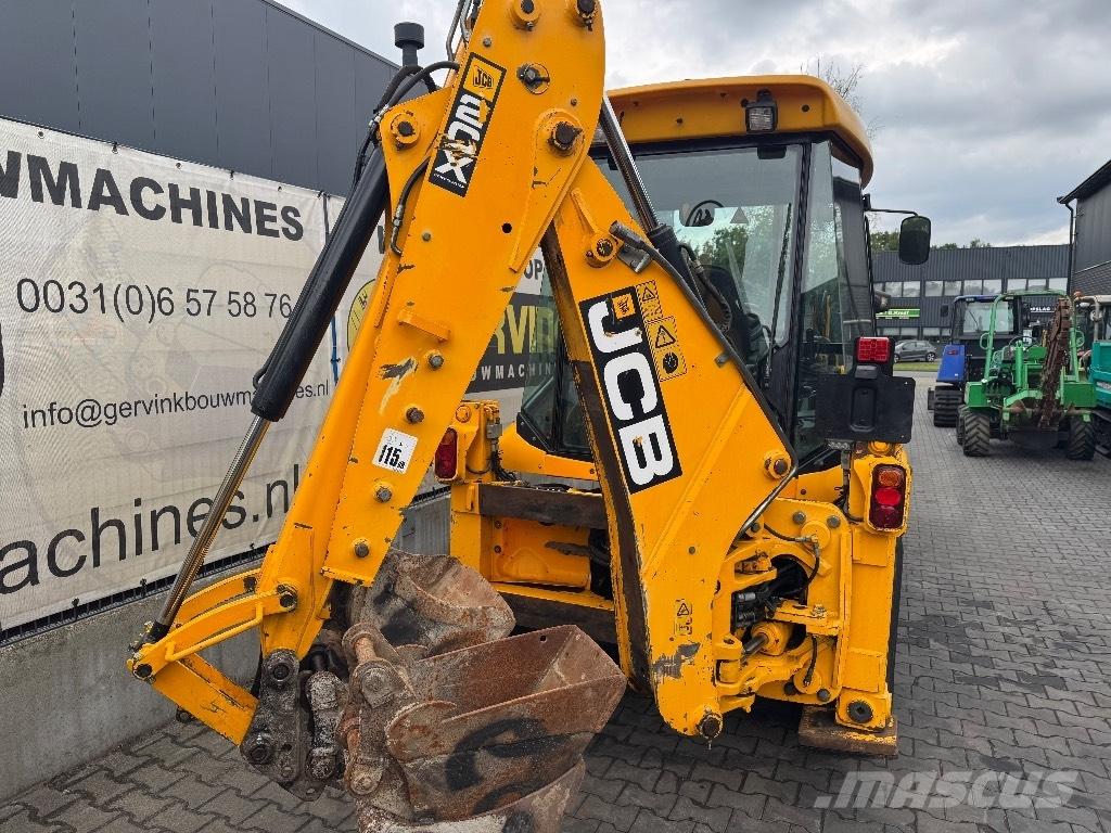 JCB 2 CX Ekskavatori-iekrāvēji