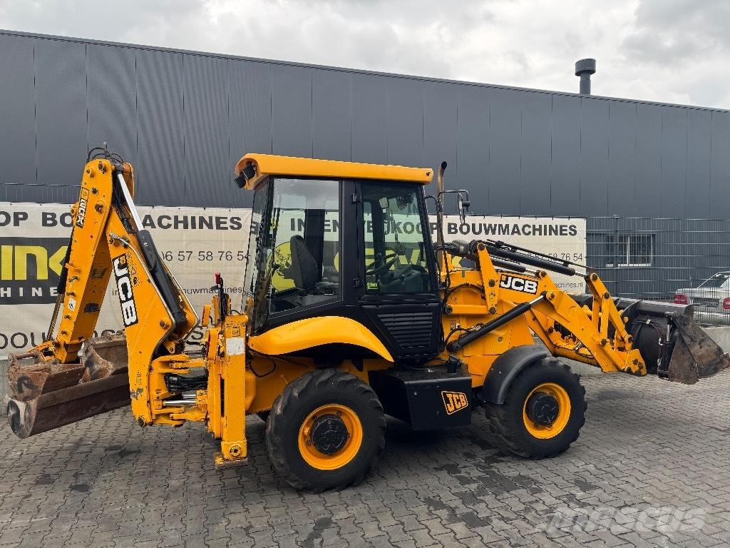 JCB 2 CX Ekskavatori-iekrāvēji