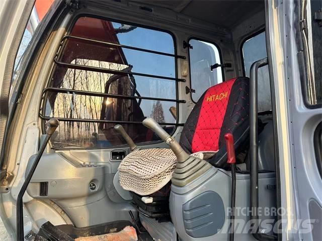 Hitachi EX100-5 Kāpurķēžu ekskavatori