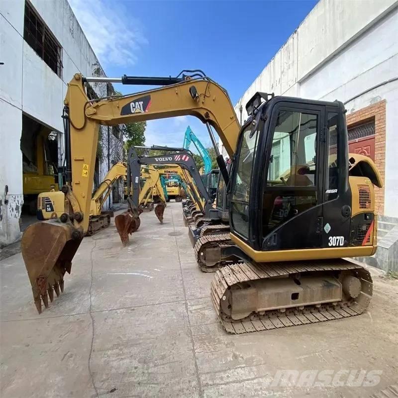 CAT 307 Kāpurķēžu ekskavatori