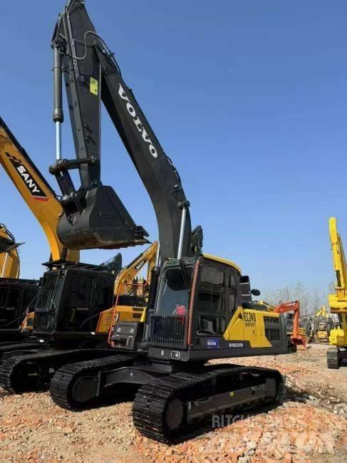 Volvo EC 240 Kāpurķēžu ekskavatori