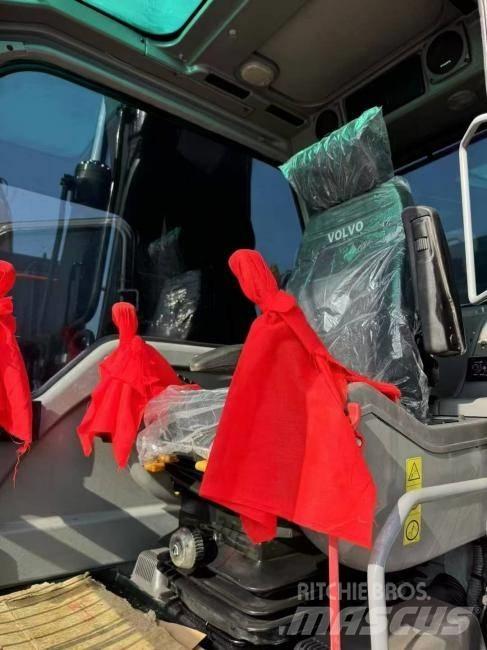 Volvo EC 240 Kāpurķēžu ekskavatori