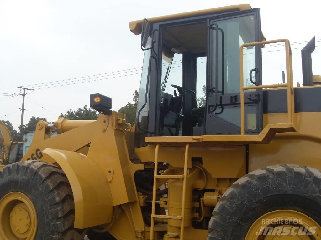 CAT 966G Iekrāvēji uz riteņiem