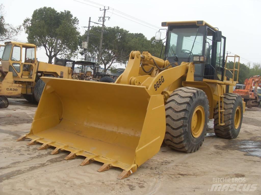 CAT 966G Iekrāvēji uz riteņiem
