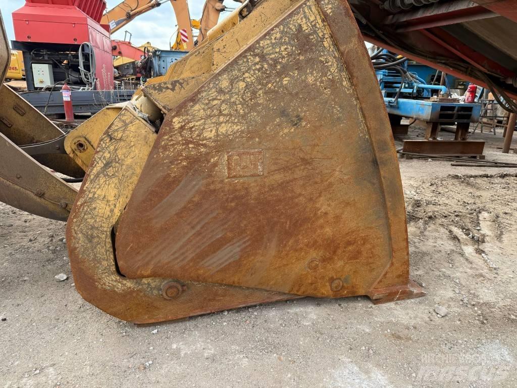 CAT 950 M Iekrāvēji uz riteņiem