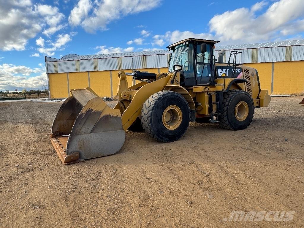 CAT 972 K Iekrāvēji uz riteņiem