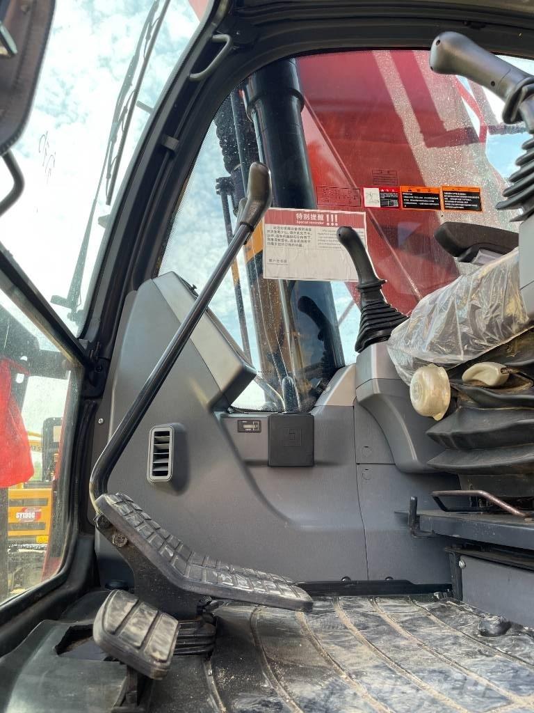 Doosan DX 225 LCA Kāpurķēžu ekskavatori