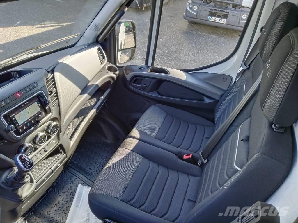 Iveco Daily 35 S12 Furgons