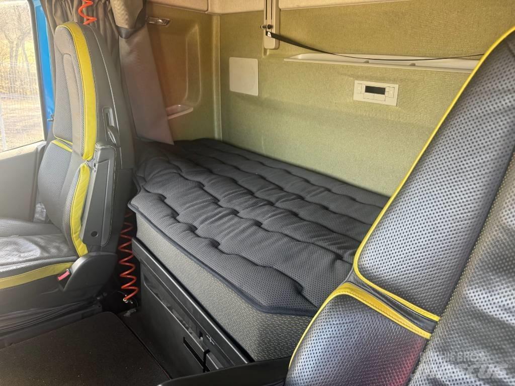 Volvo FH 750 Koka skaidu vedēji