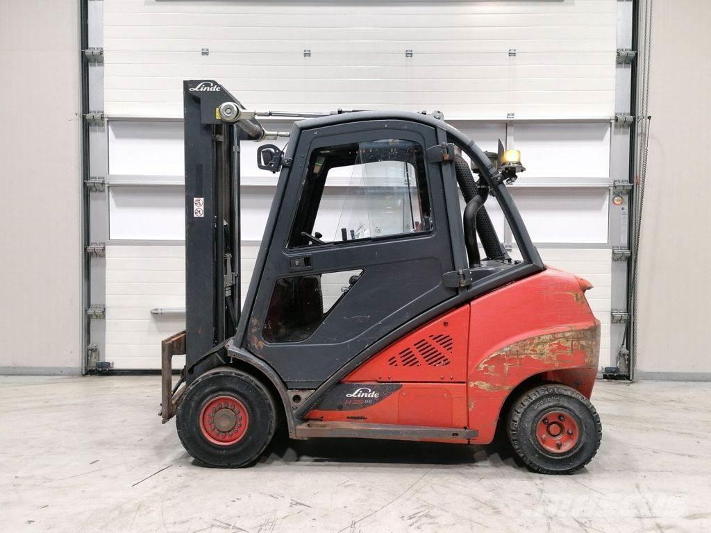 Linde H35D-02 Tehnika ar dīzeļa dzinēju
