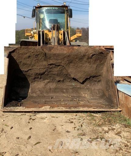 Volvo L 120 E Iekrāvēji uz riteņiem