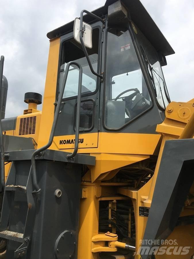 Komatsu WA 470-3 Iekrāvēji uz riteņiem