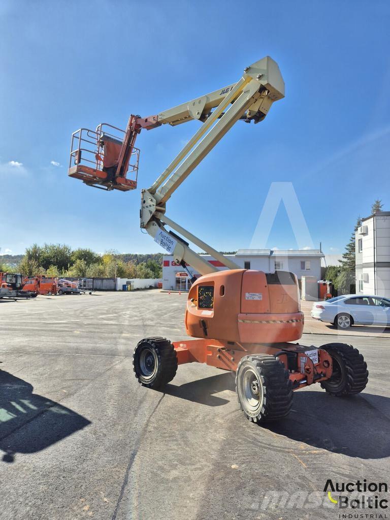 JLG 450 AJ Strēles pacēlāji