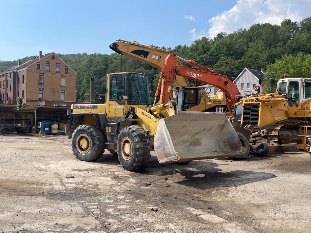 Komatsu WA 270-3 Iekrāvēji uz riteņiem