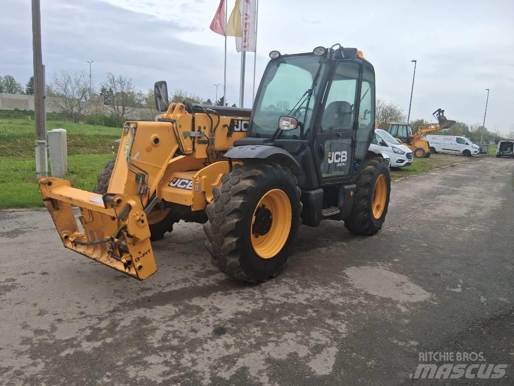 JCB 535-95 Teleskopiskie riteņu iekrāvēji