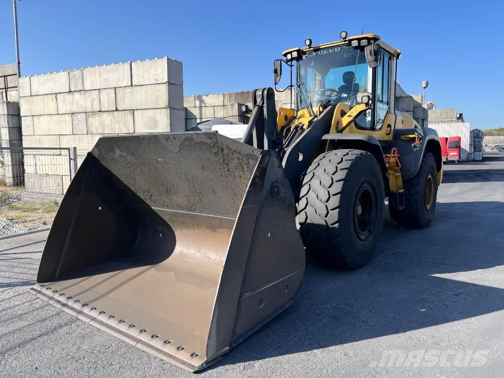 Volvo L 120 H Iekrāvēji uz riteņiem