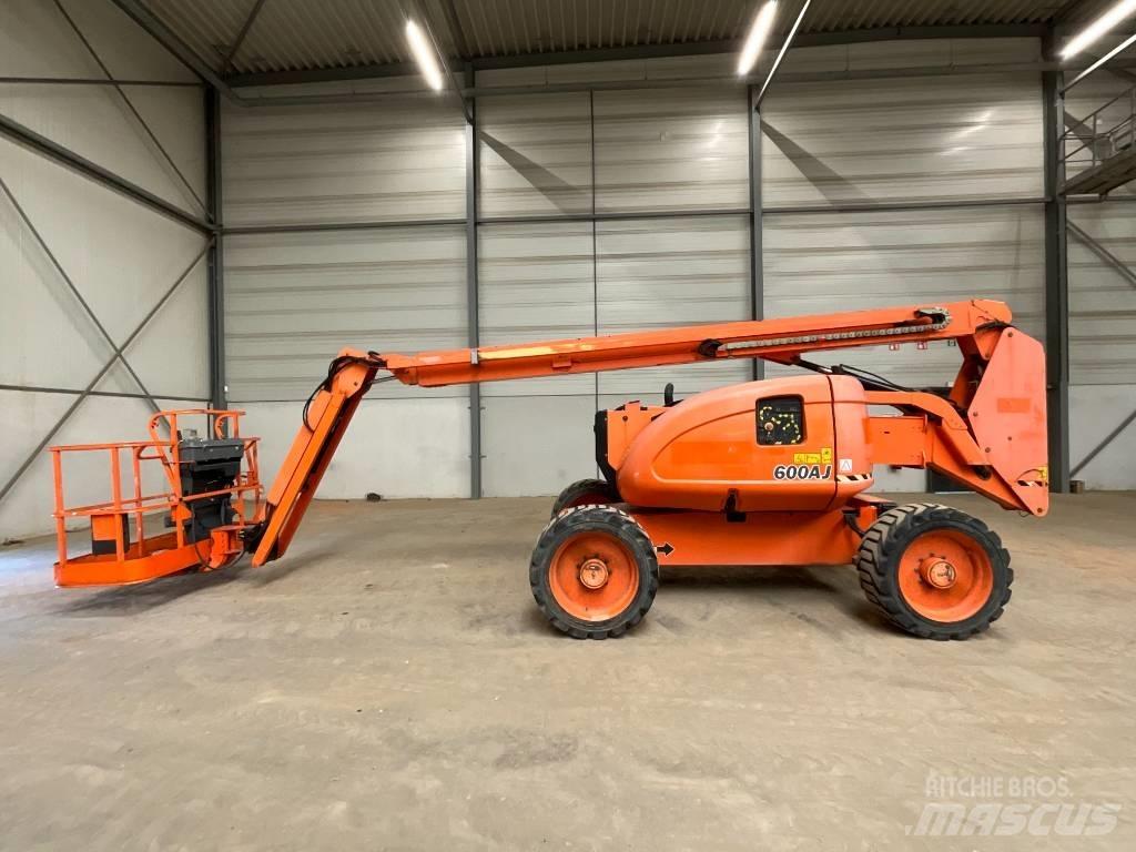 JLG 600 AJ Strēles pacēlāji