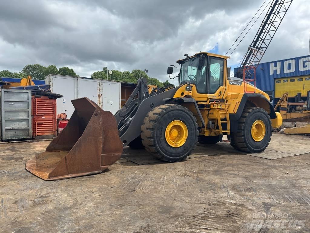 Volvo L 220 H Iekrāvēji uz riteņiem