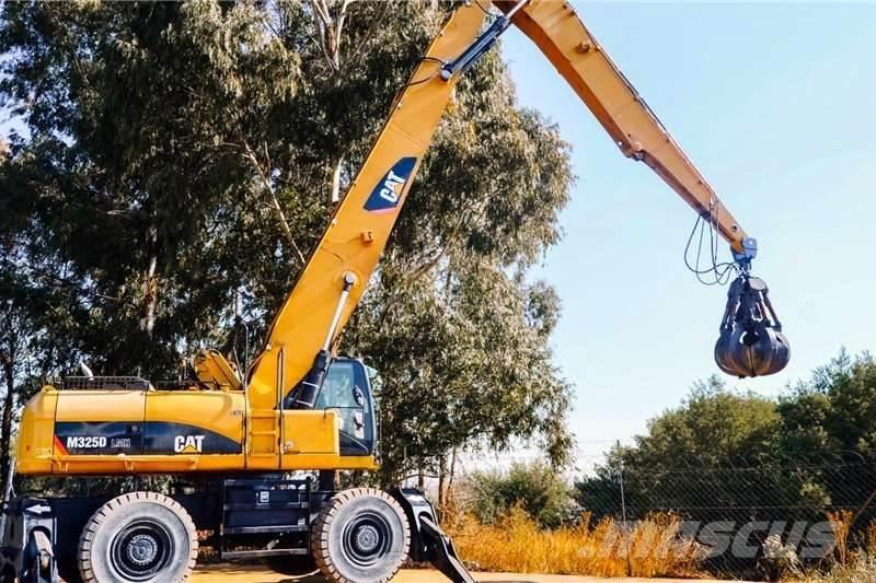 CAT M325 Mini ekskavatori < 7 t