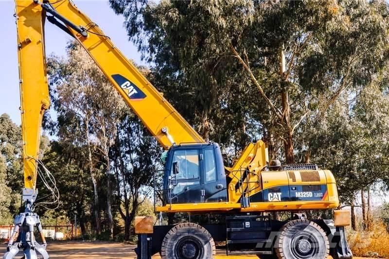 CAT M325 Mini ekskavatori < 7 t