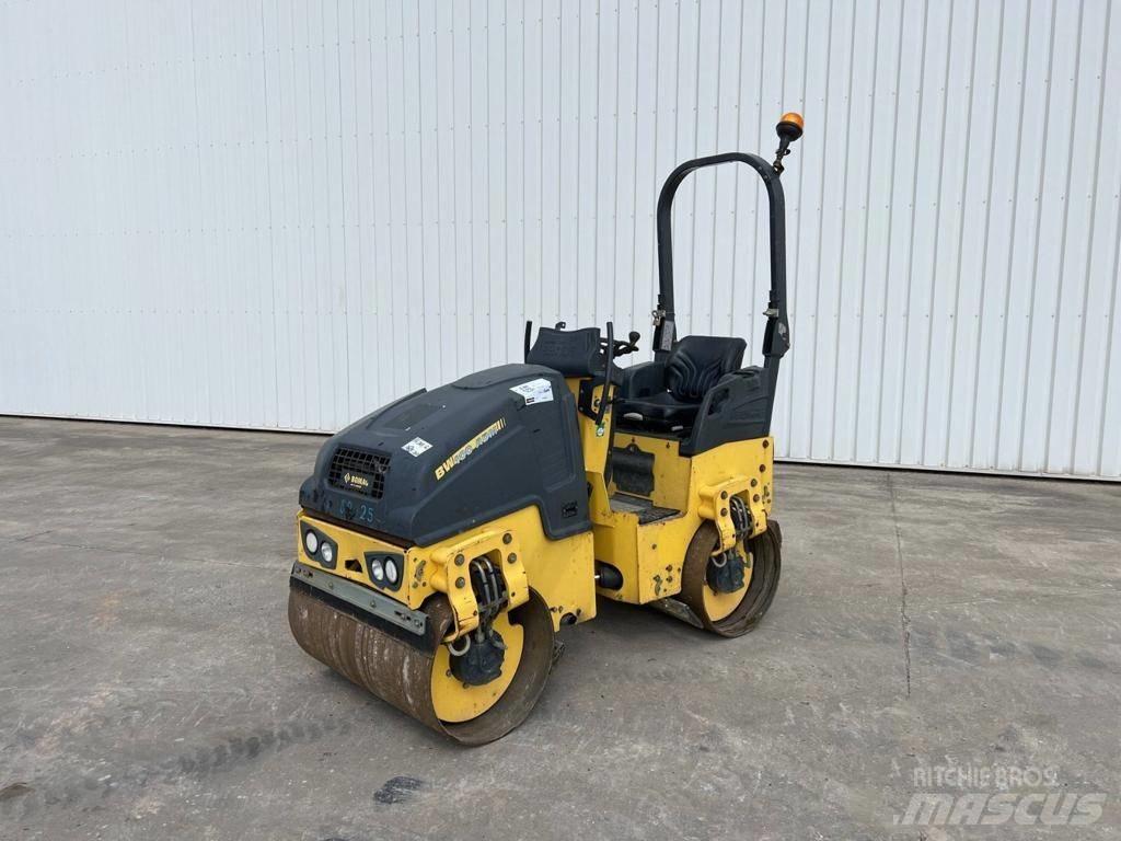 Bomag BW 100 AD M-5 Divvalču grunts veltņi