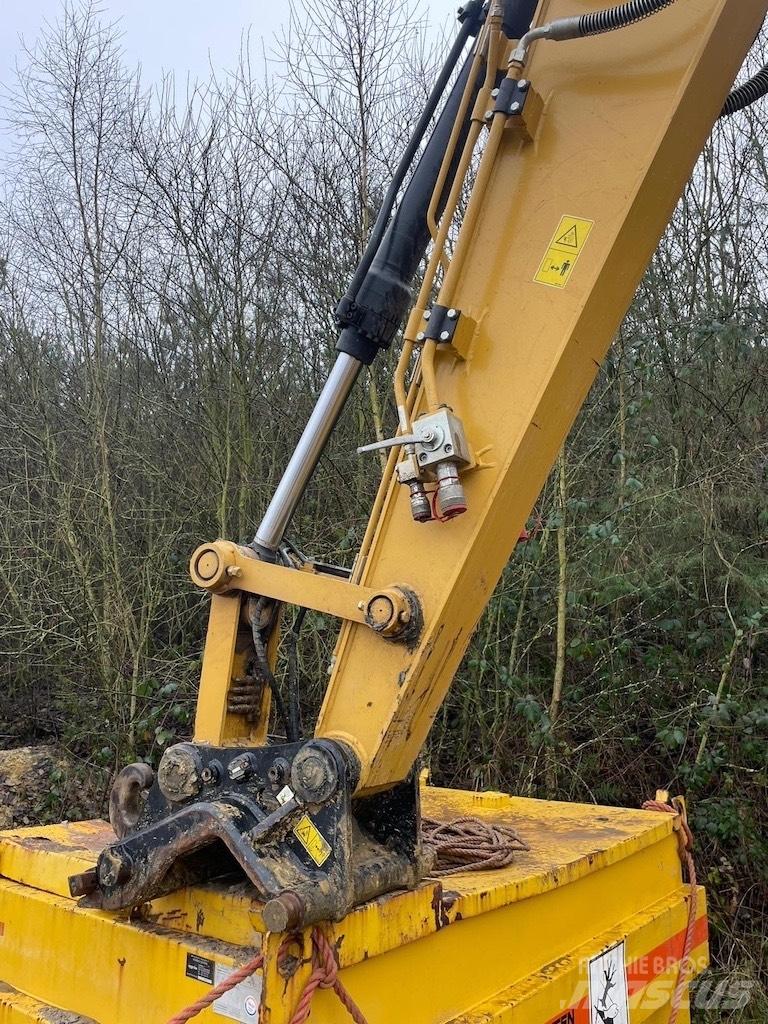 CAT 313GC Kāpurķēžu ekskavatori
