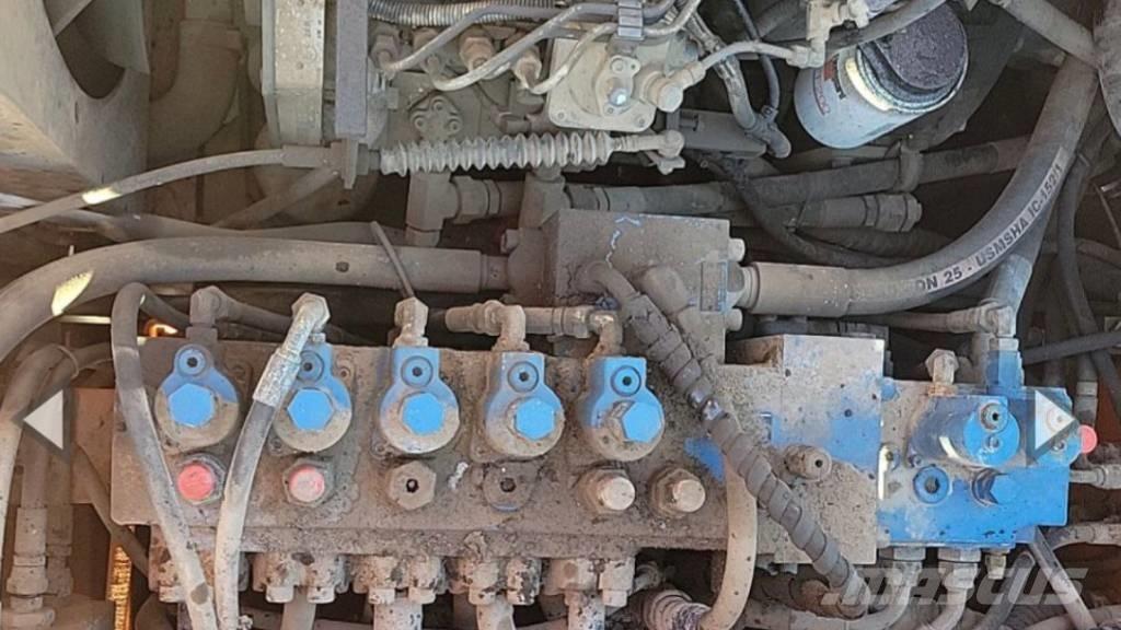 Hitachi EX 135 W Ekskavatori uz riteņiem