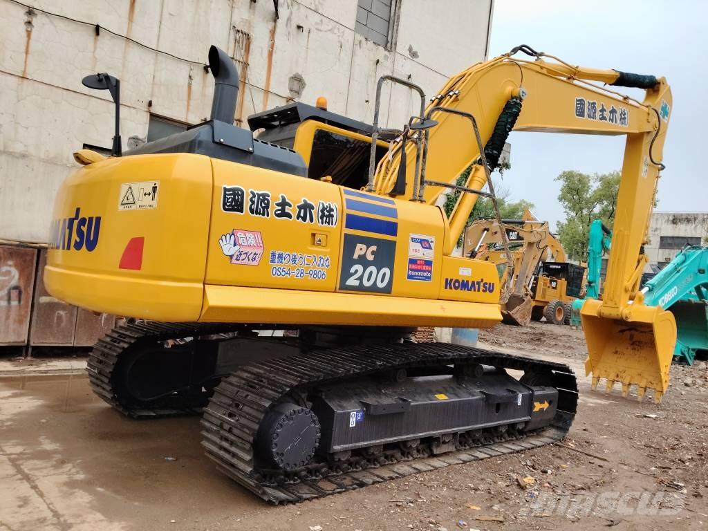 Komatsu PC 200-8 Kāpurķēžu ekskavatori