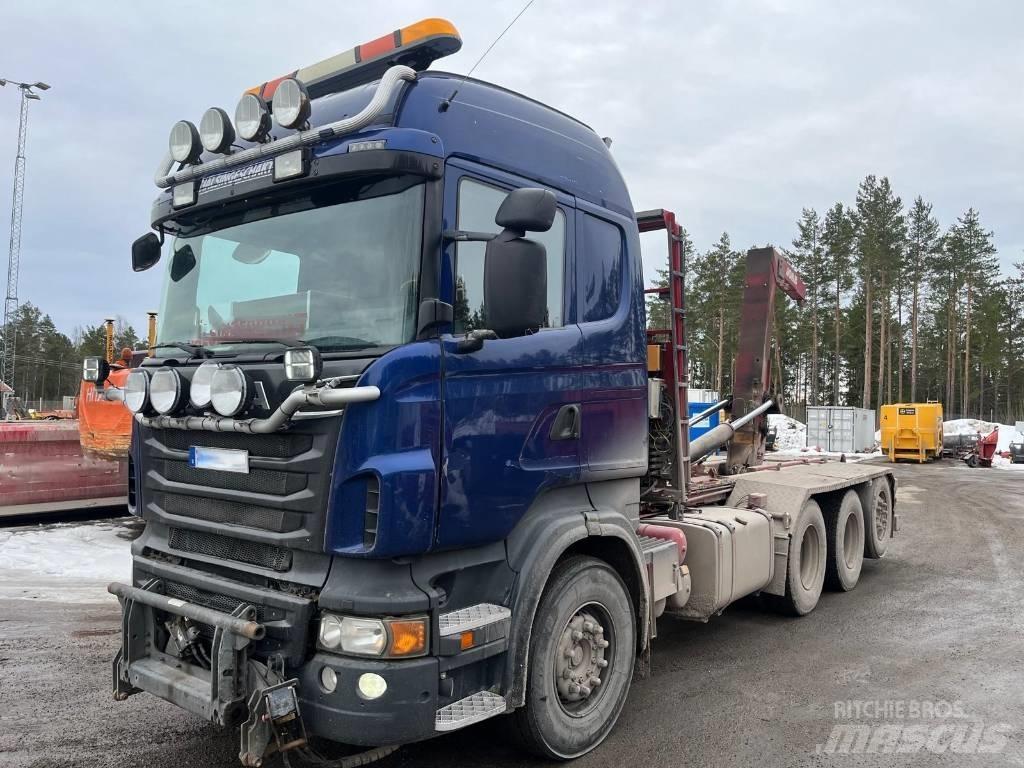 Scania R 500 Treileri ar āķi