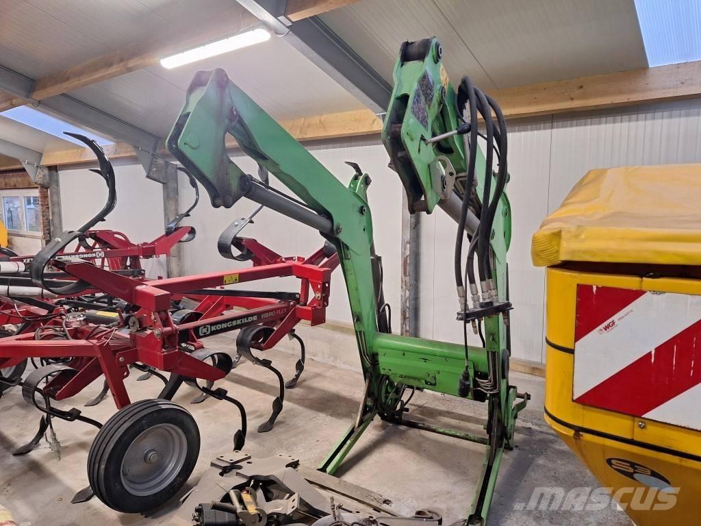 Stoll Profiline FZ30 Frontālie iekrāvēji un ekskavatori