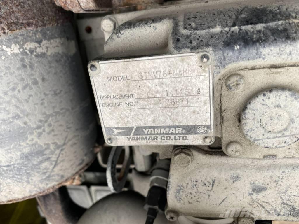 Ammann AV 12-2 Divvalču grunts veltņi