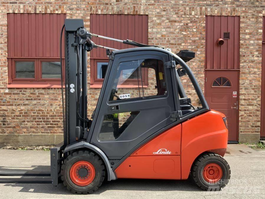 Linde H 30 D Tehnika ar dīzeļa dzinēju