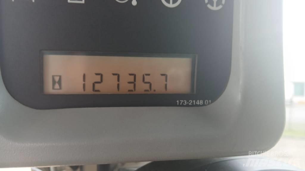 CAT 962 H Iekrāvēji uz riteņiem