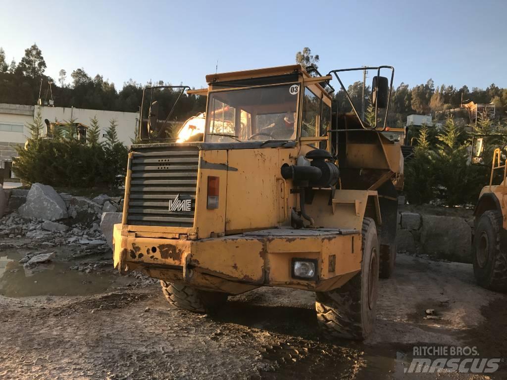 Volvo A 30 C Artikulētie pašizgāzēji