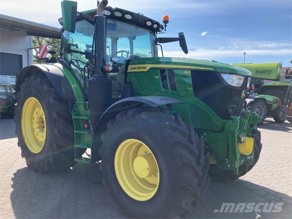 John Deere 6R215 Traktori