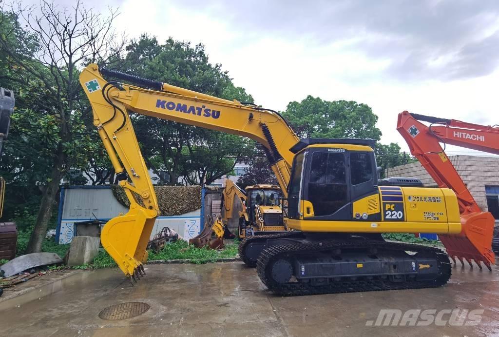 Komatsu PC 220-7 Kāpurķēžu ekskavatori