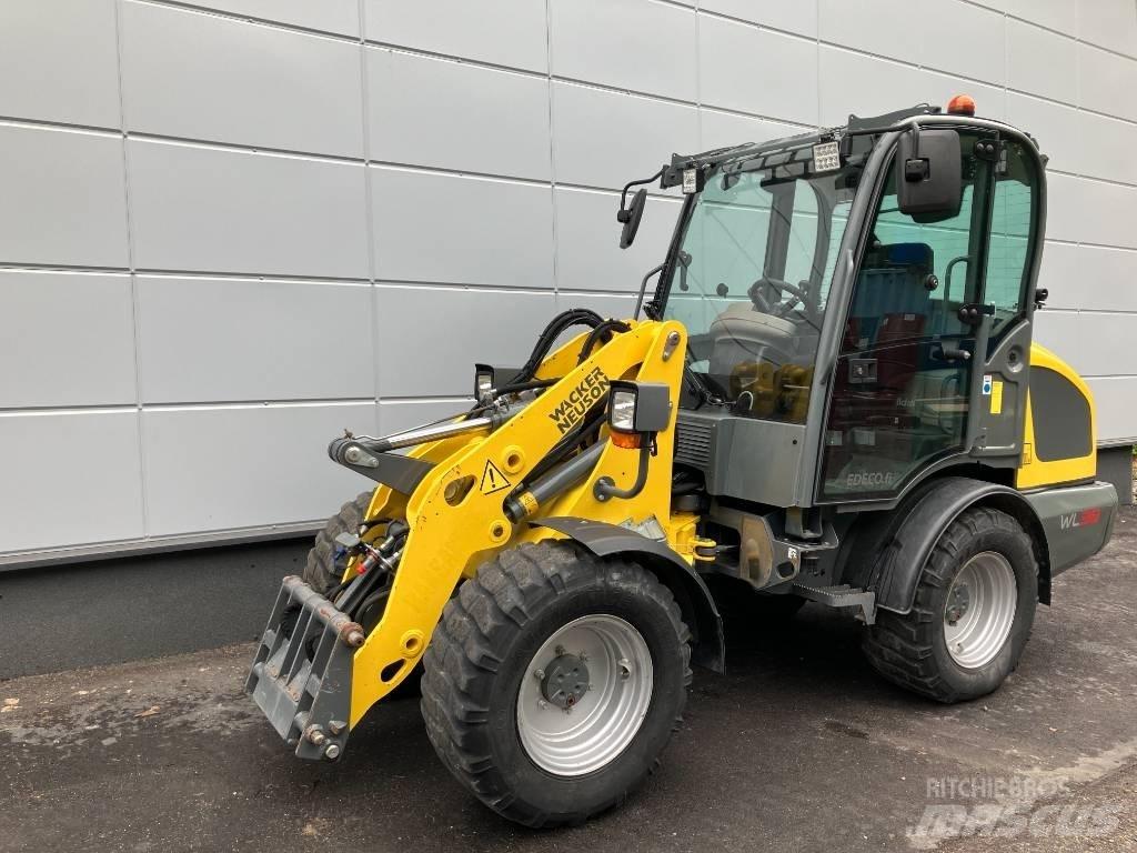Wacker Neuson WL 38 Iekrāvēji uz riteņiem