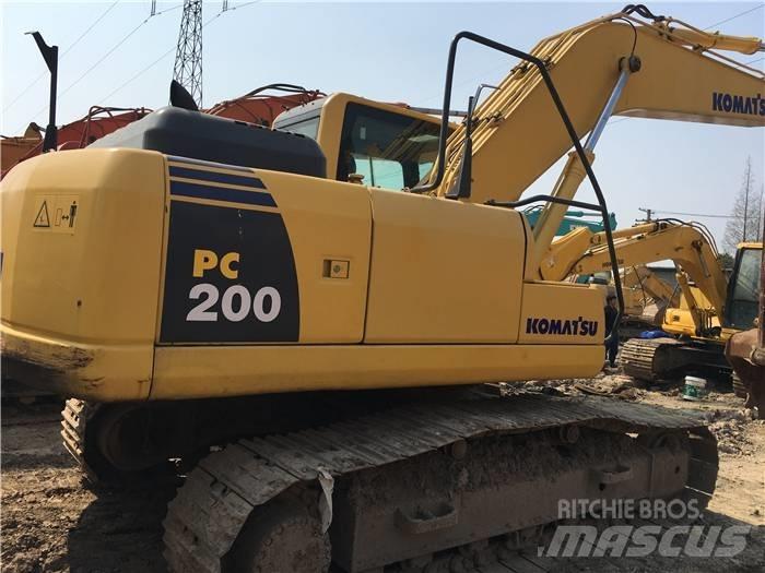 Komatsu PC 200-8 Kāpurķēžu ekskavatori