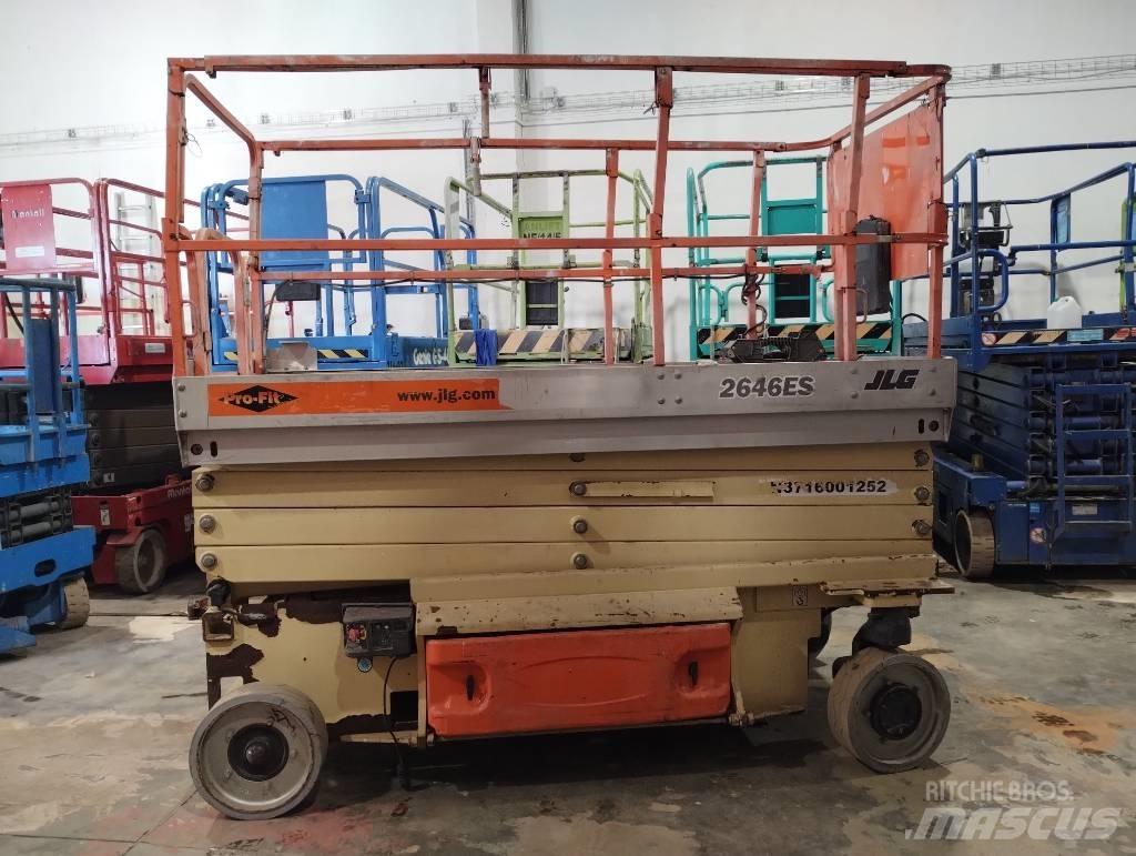 JLG 2646 ES Šķerveida pacēlāji