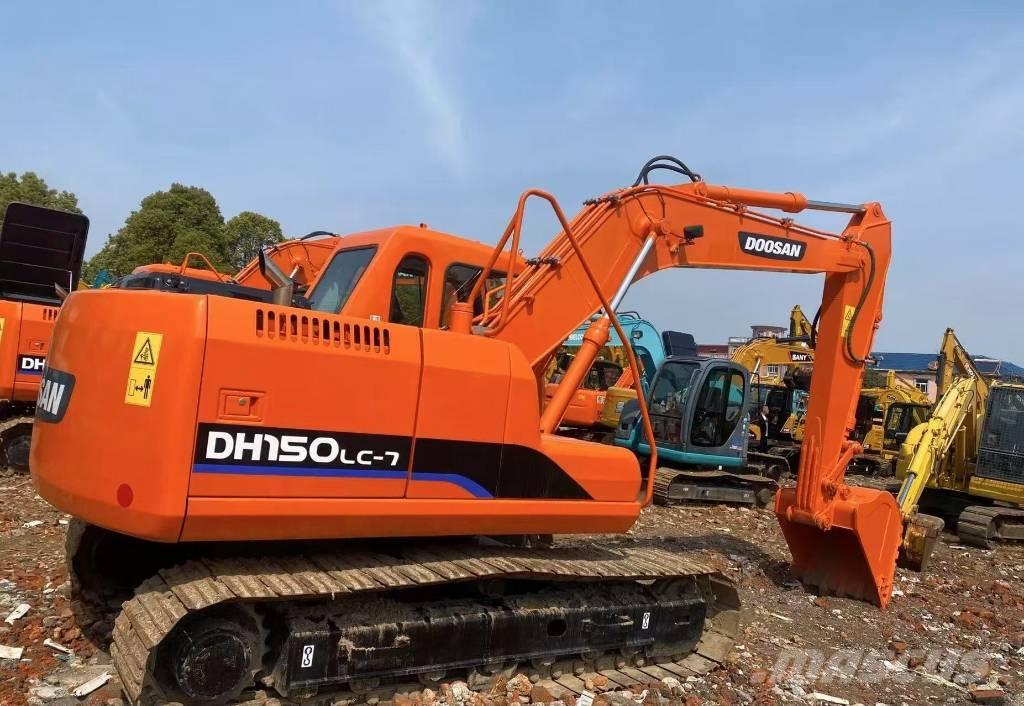 Doosan DH 150 Kāpurķēžu ekskavatori