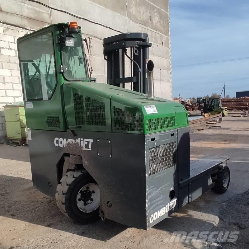 Combilift C 4000 MK4 Četru virzienu krāvēji