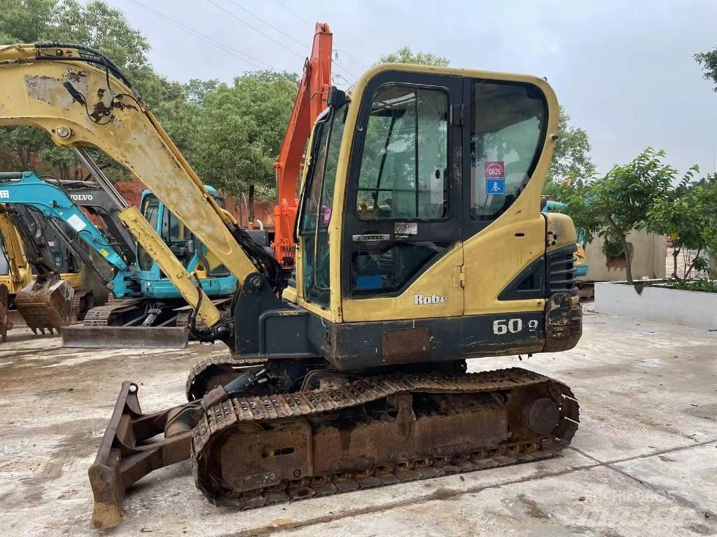 Hyundai R60-9 Kāpurķēžu ekskavatori